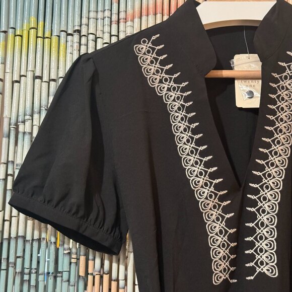 FOREVER 21 Folk Embroidered V-Neck Collared Mini Dress, Black & Tan, Large - Picture 12 of 16